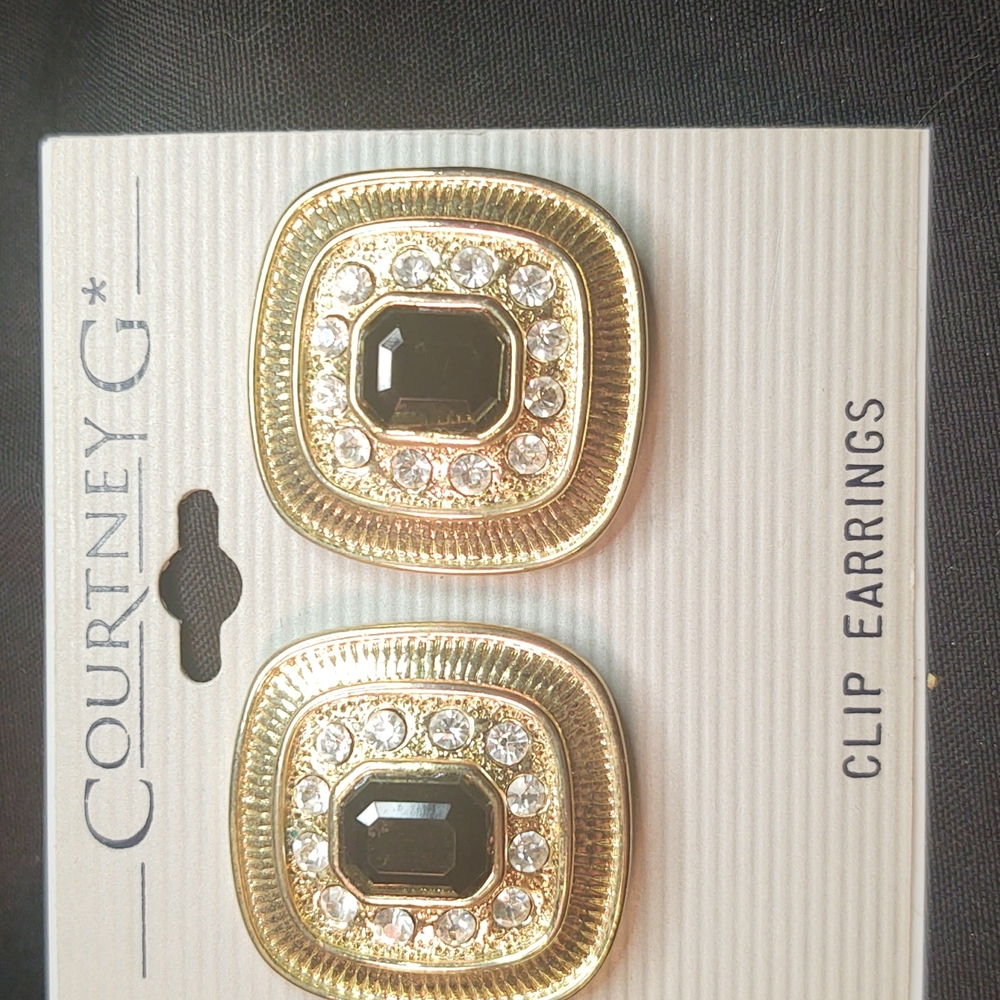 Vintage clip earrings